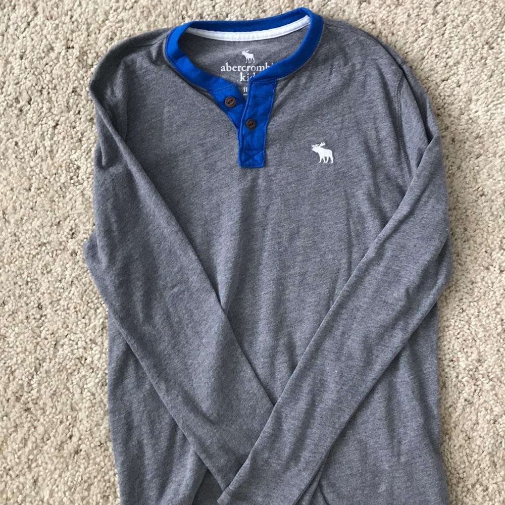 Abercrombie and kids top